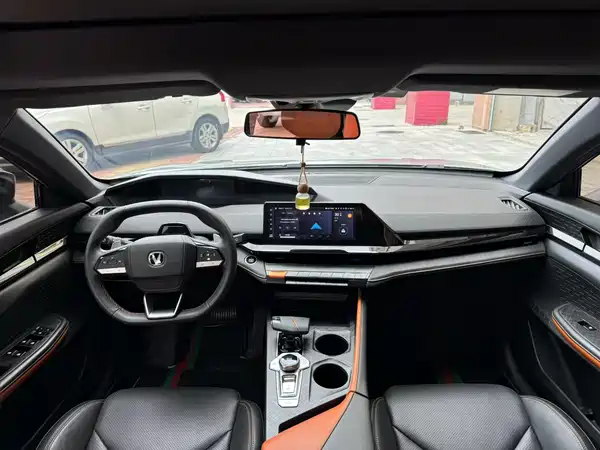 Changan UNI-V 2022