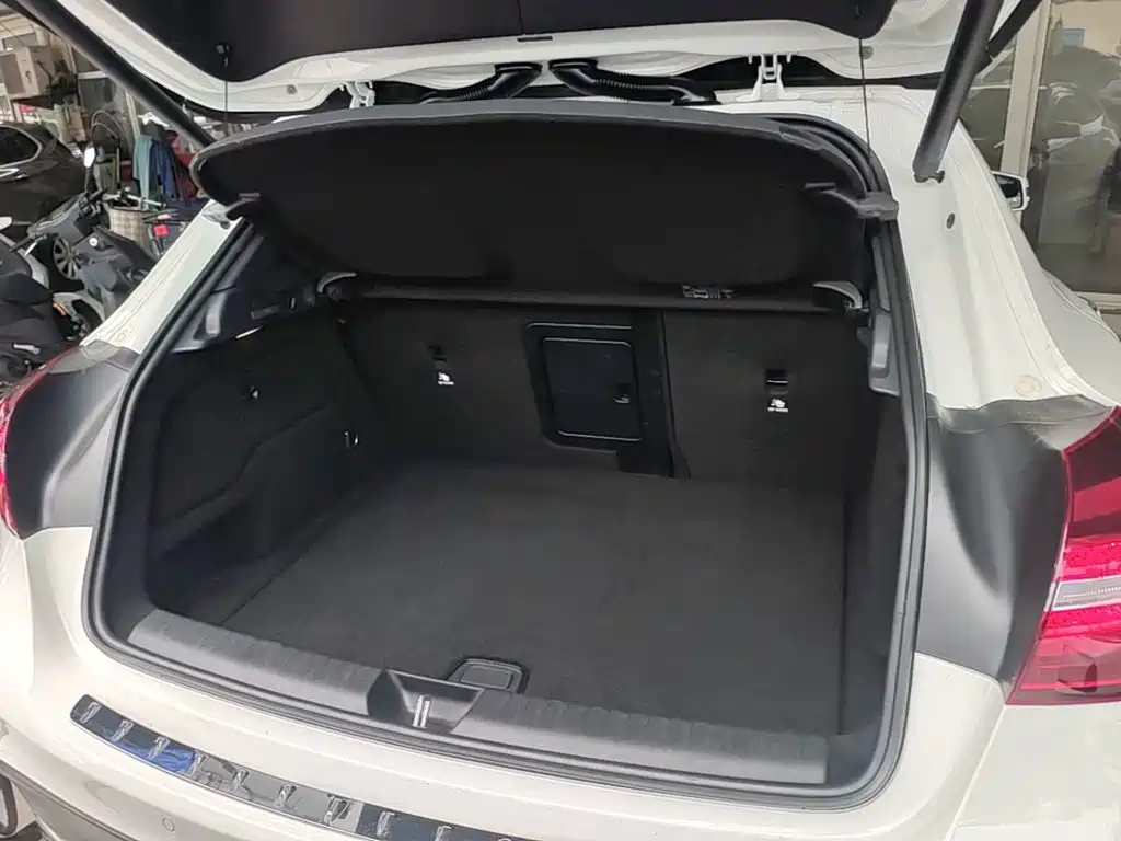 Mercedes-Benz GLA 2019 — фото 19