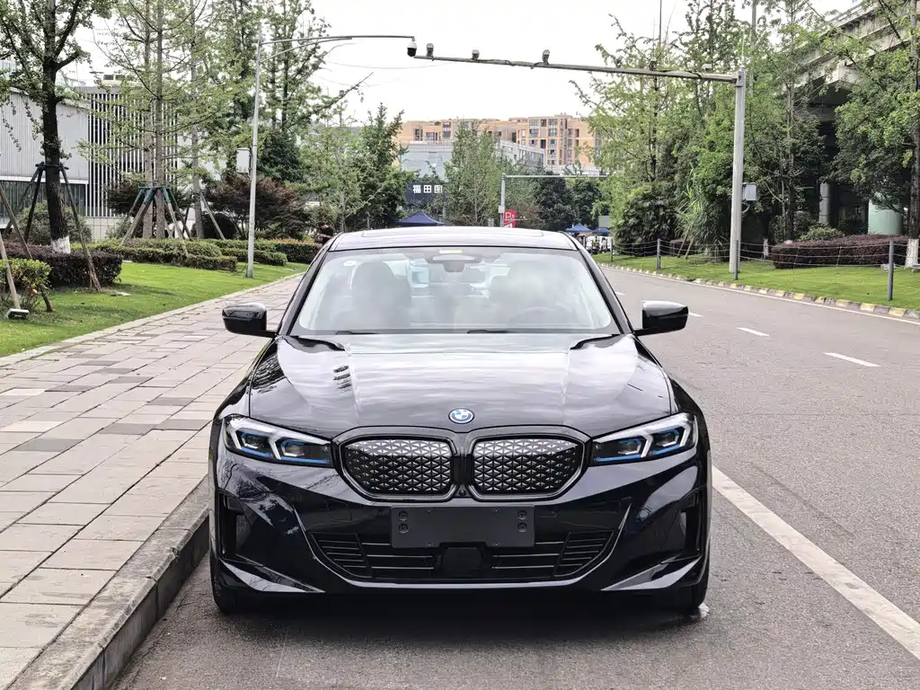 BMW i3 2024
