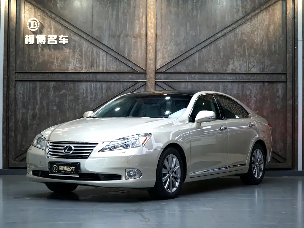 Lexus ES 2012