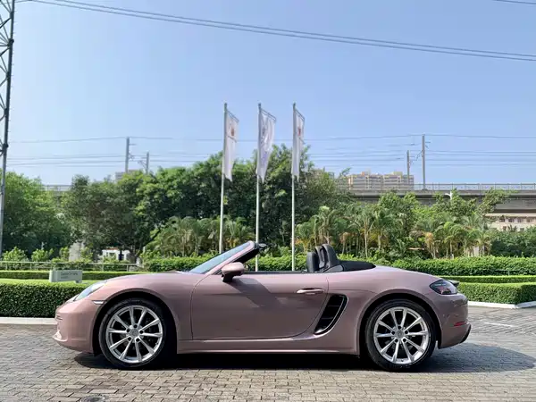 Porsche 718 2022