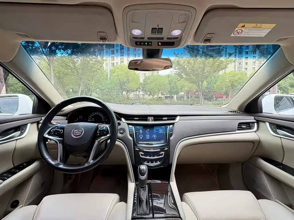 Cadillac XTS 2015 — фото 6