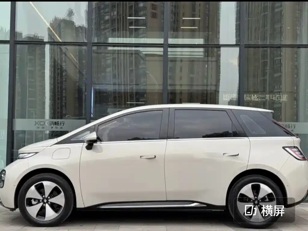 Baojun Clouds 2023