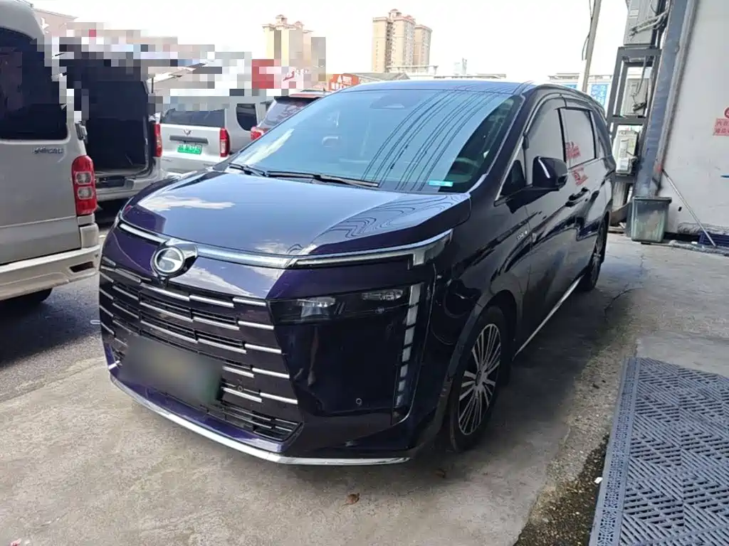 GAC Trumpchi E8 PHEV 2024 — фото 1