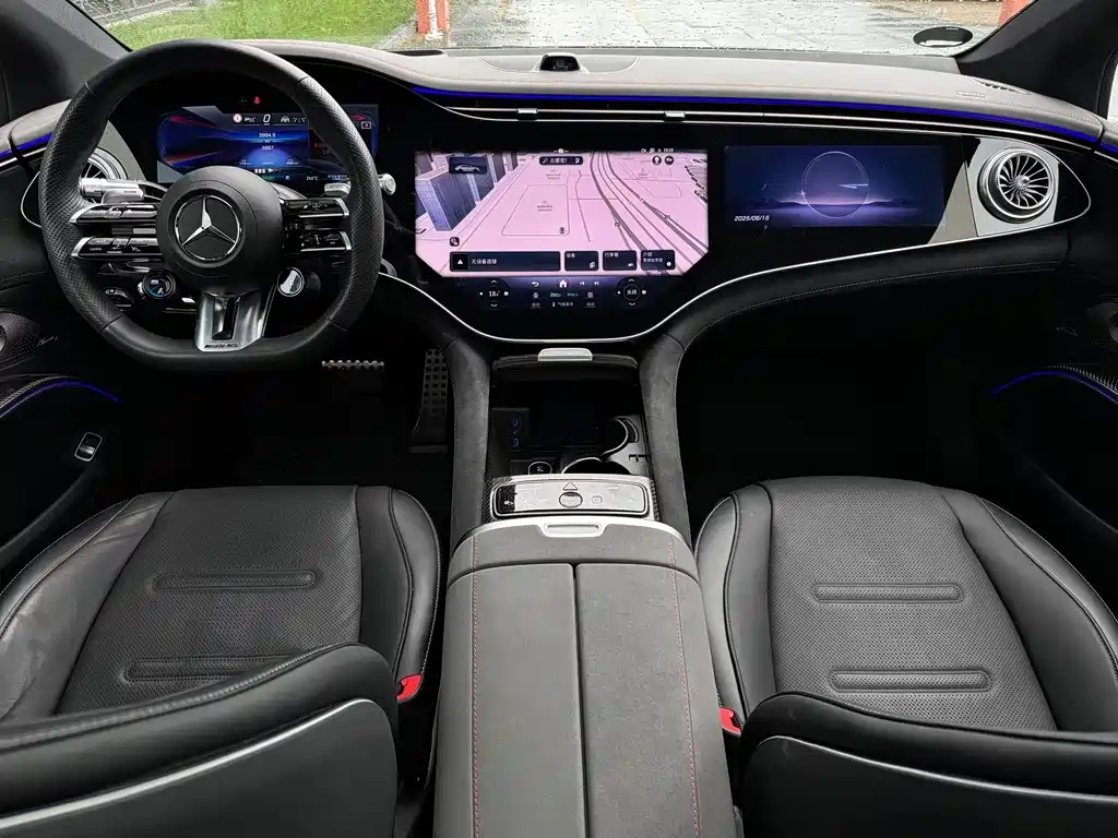 Mercedes-Benz EQS AMG 2025 — фото 8