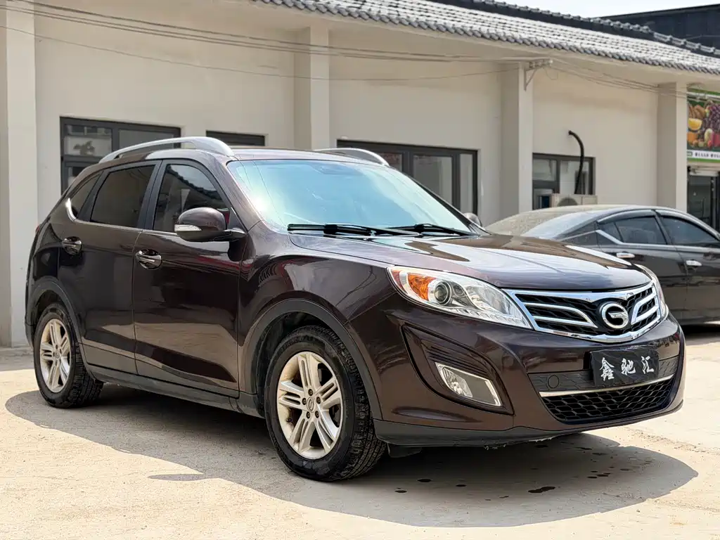 GAC Motor Trumpchi GS5 2014 — фото 3