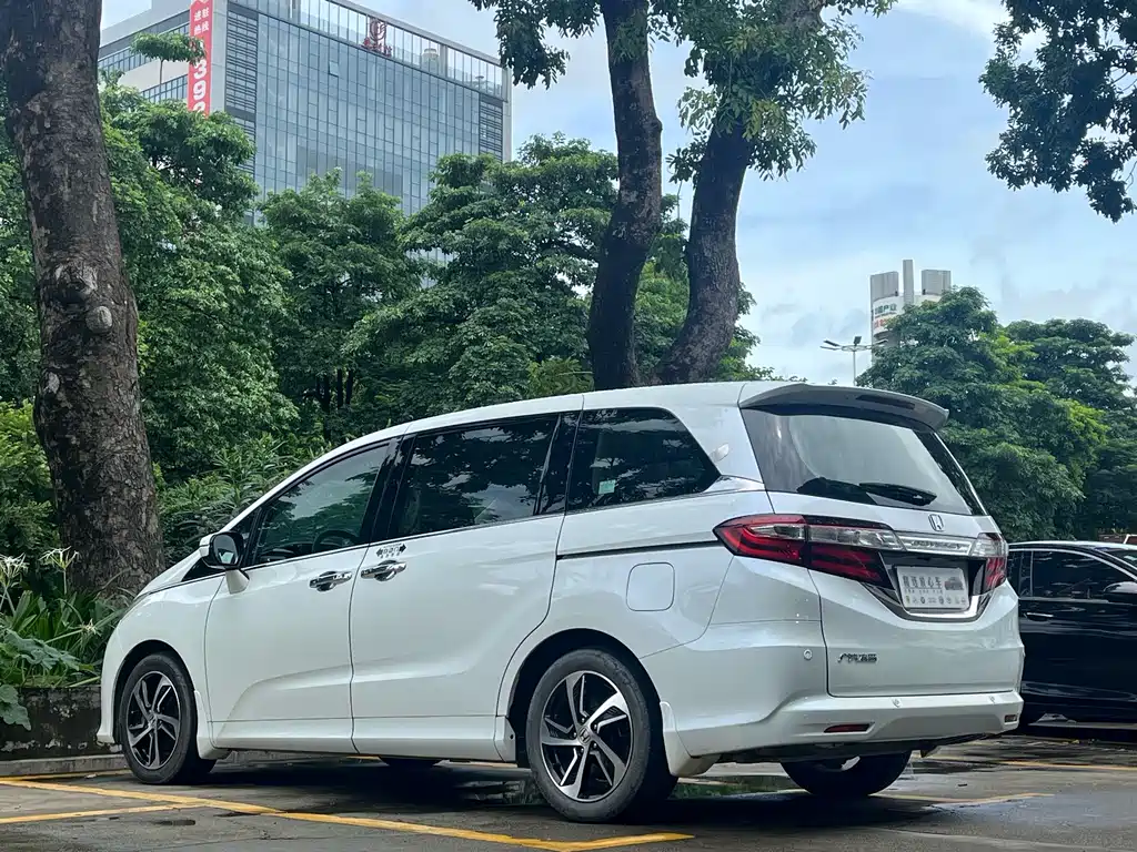 Honda Odyssey 2016
