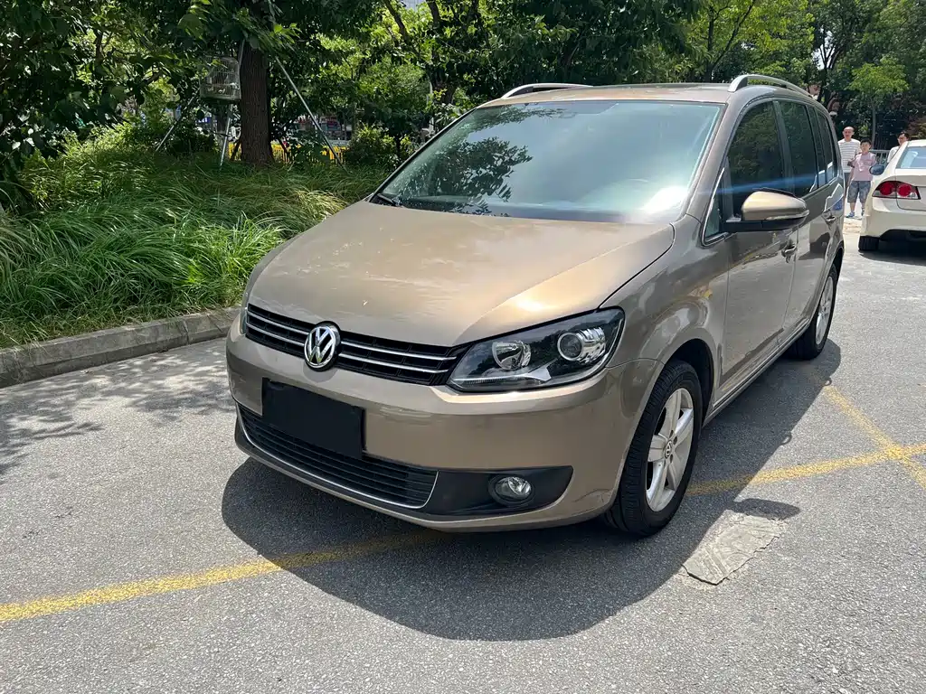 Volkswagen Touran 2016