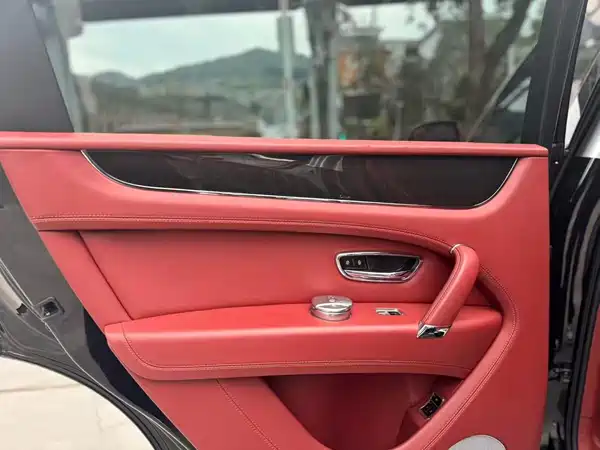 Bentley Bentayga 2018