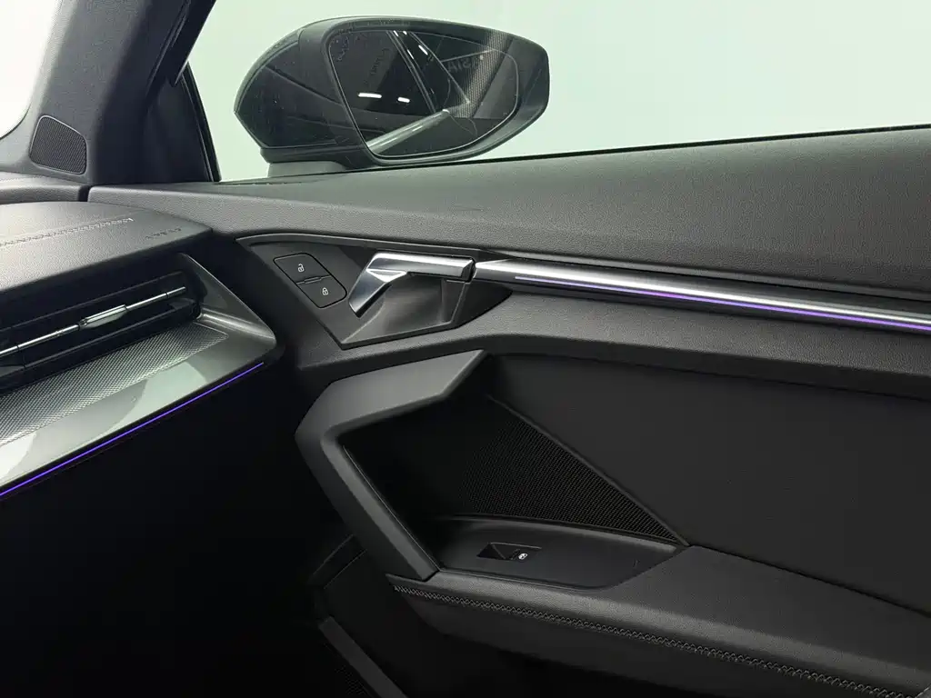 Audi A3 2022 — фото 10