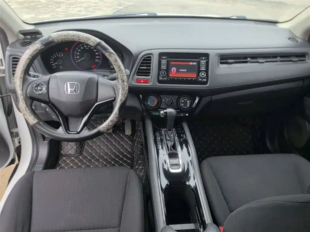 Honda Vezel 2016 — фото 10