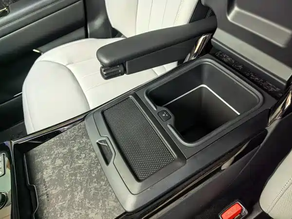 Land Rover Range Rover Sport New Energy 2024
