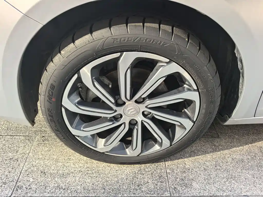 Geely Emgrand GL 2021