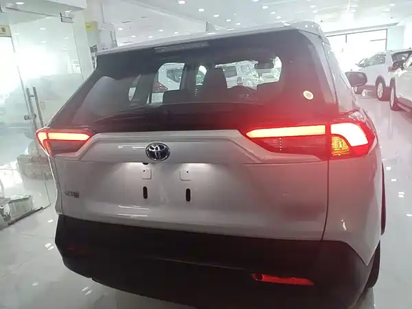 Toyota RAV4 2023