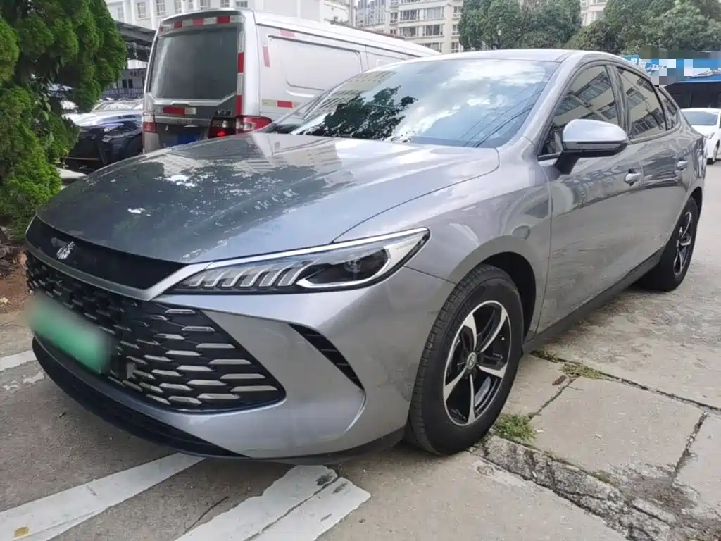 BYD Qin PLUS 2025 — фото 2