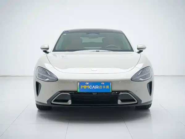 Xiaomi SU7 2025