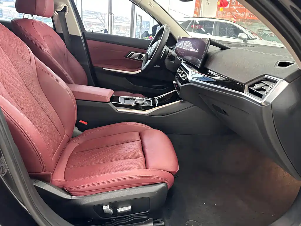 BMW 3 Series 2023 — фото 12