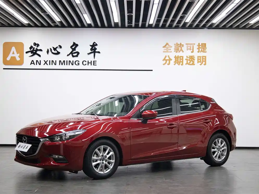 Mazda 3 Axela 2019 — фото 1