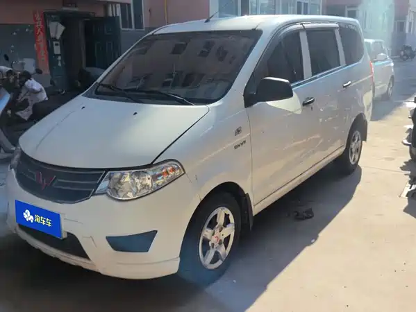Wuling Hongguang 2018