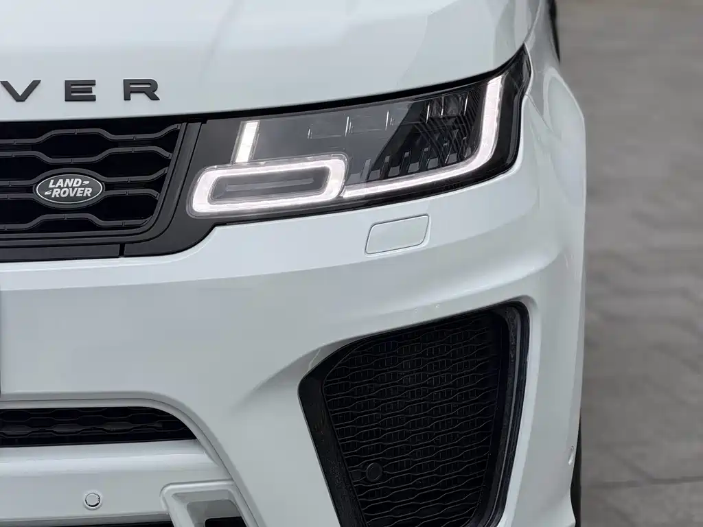 Land Rover Range Rover Sport 2023 — фото 3