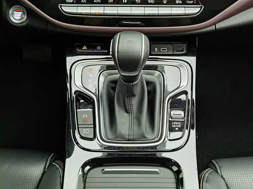 GAC Trumpchi M6 2024 — фото 13