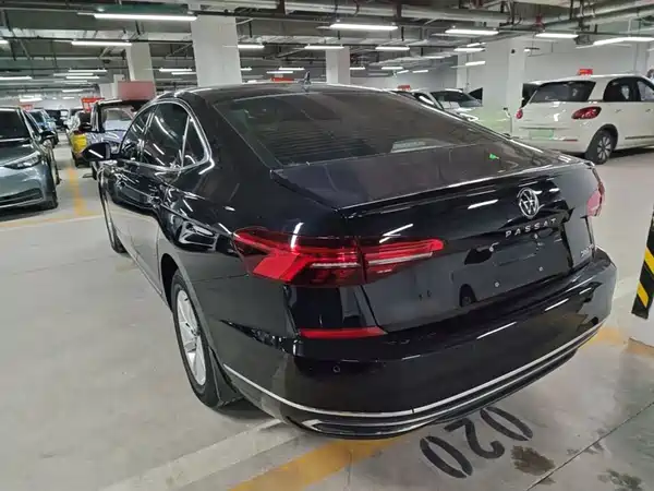 Volkswagen Passat 2021