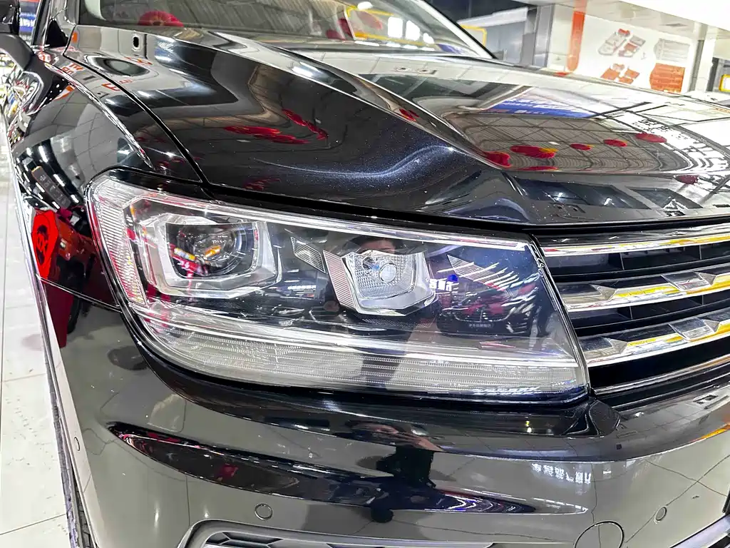 Volkswagen Tiguan L 2020 — фото 21