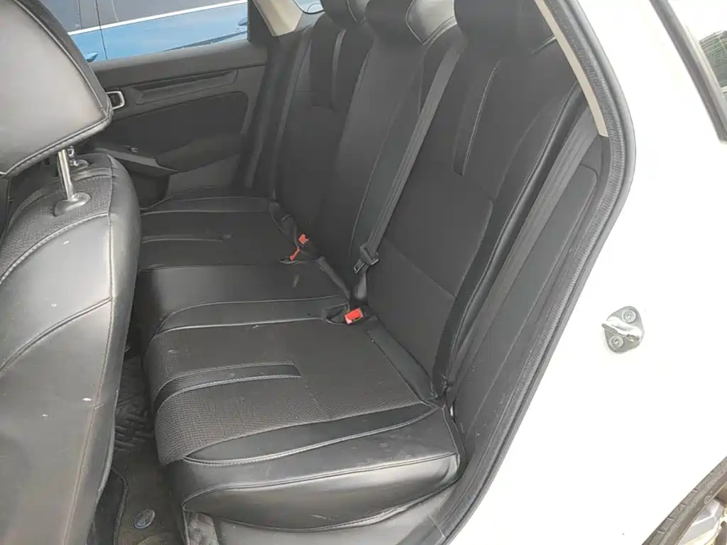 Honda Civic 2022 — фото 17