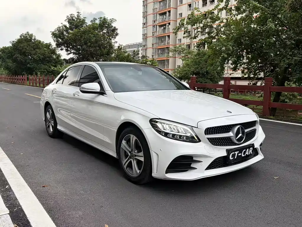 Mercedes-Benz C-Class 2020 — фото 3