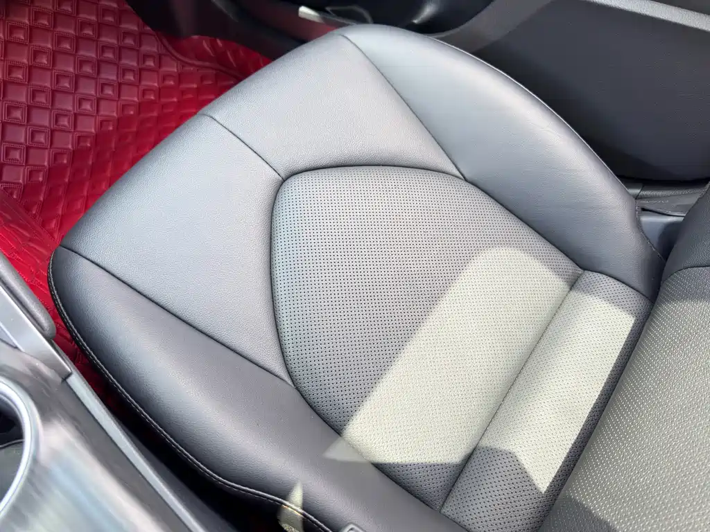 Toyota Camry 2023 — фото 19