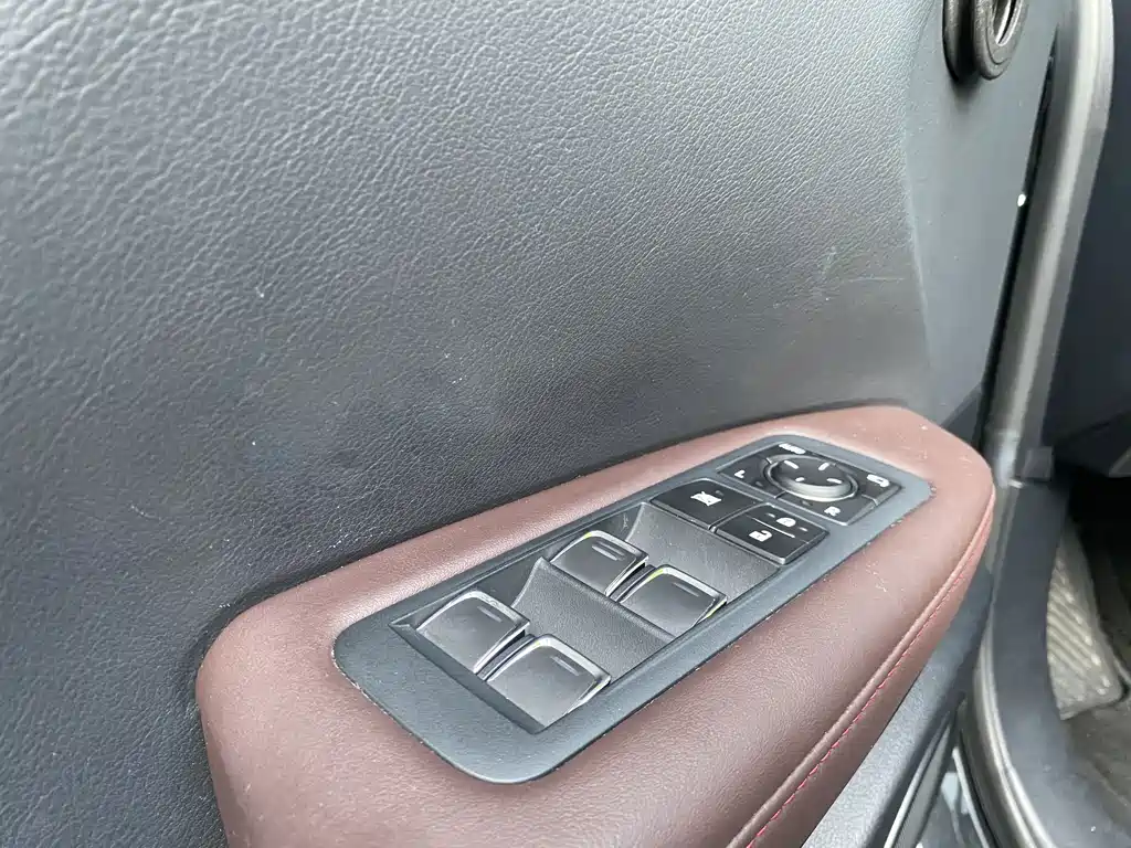 Lexus RX 2022 — фото 16