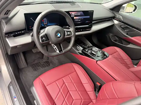 BMW 5 Series 2025