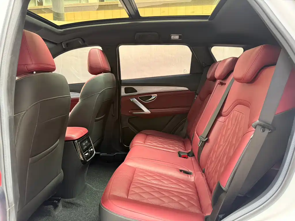 Jetour Jietu X70 PLUS 2023 — фото 10