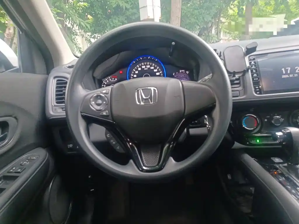 Honda Vezel 2020 — фото 11