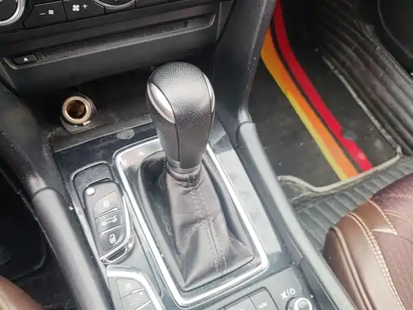 Mazda 3 Axela 2017