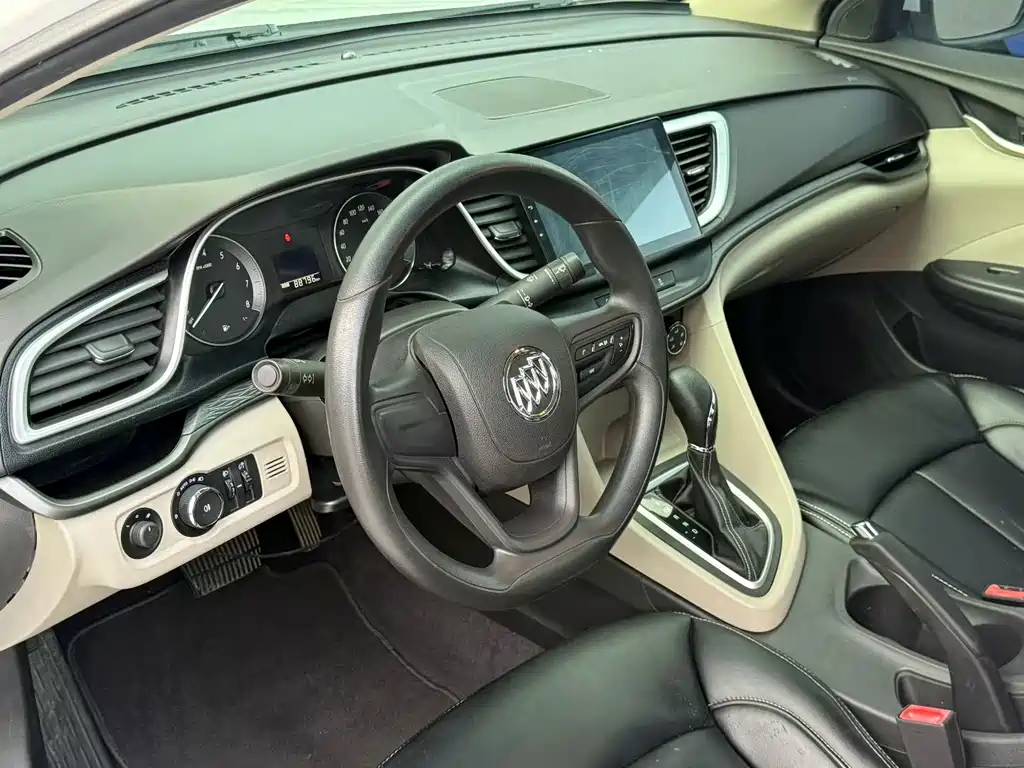 Buick Excelle 2017 — фото 3