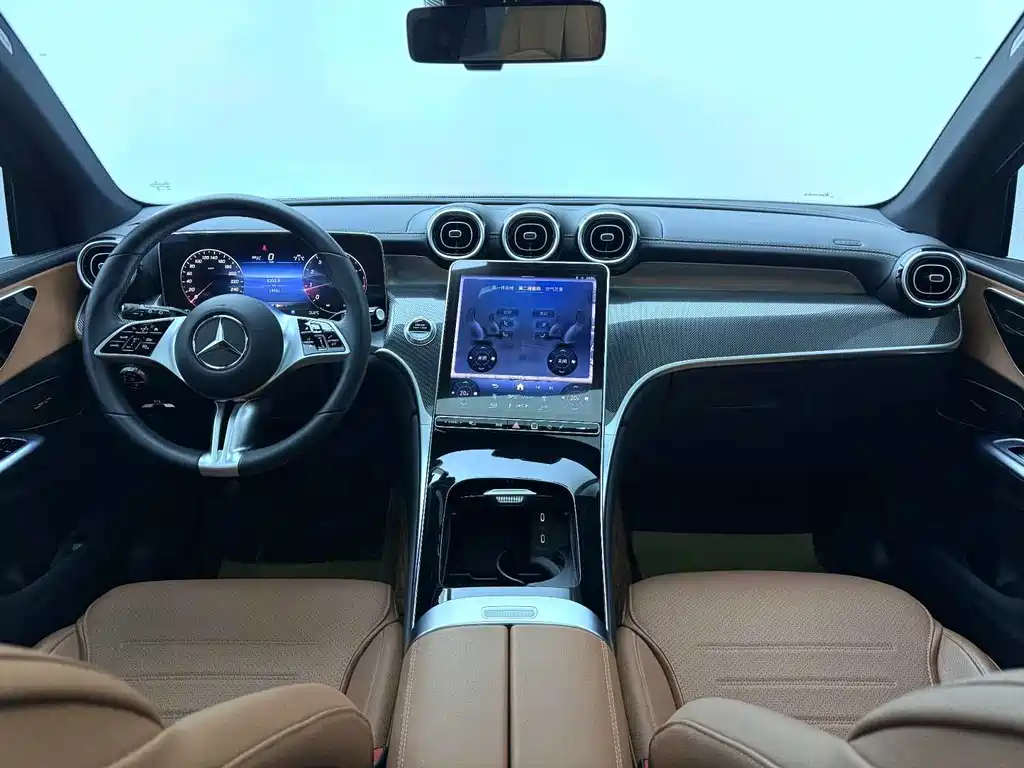 Mercedes-Benz GLC 2023 — фото 6