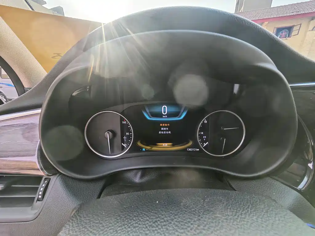 Buick Envision Plus 2016 — фото 12