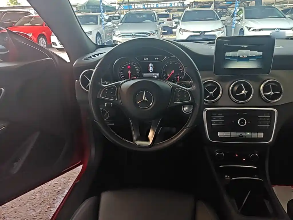 Mercedes-Benz CLA 2016 — фото 11