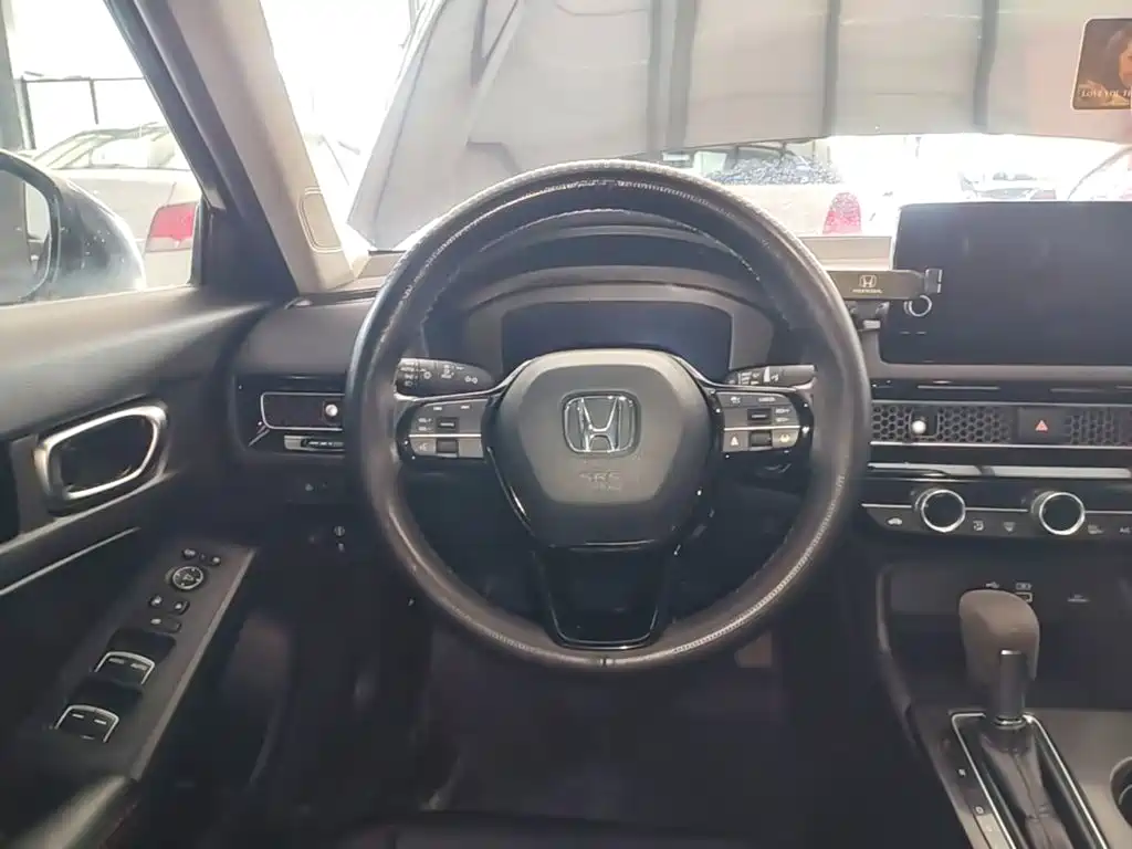 Honda Civic 2021 — фото 11