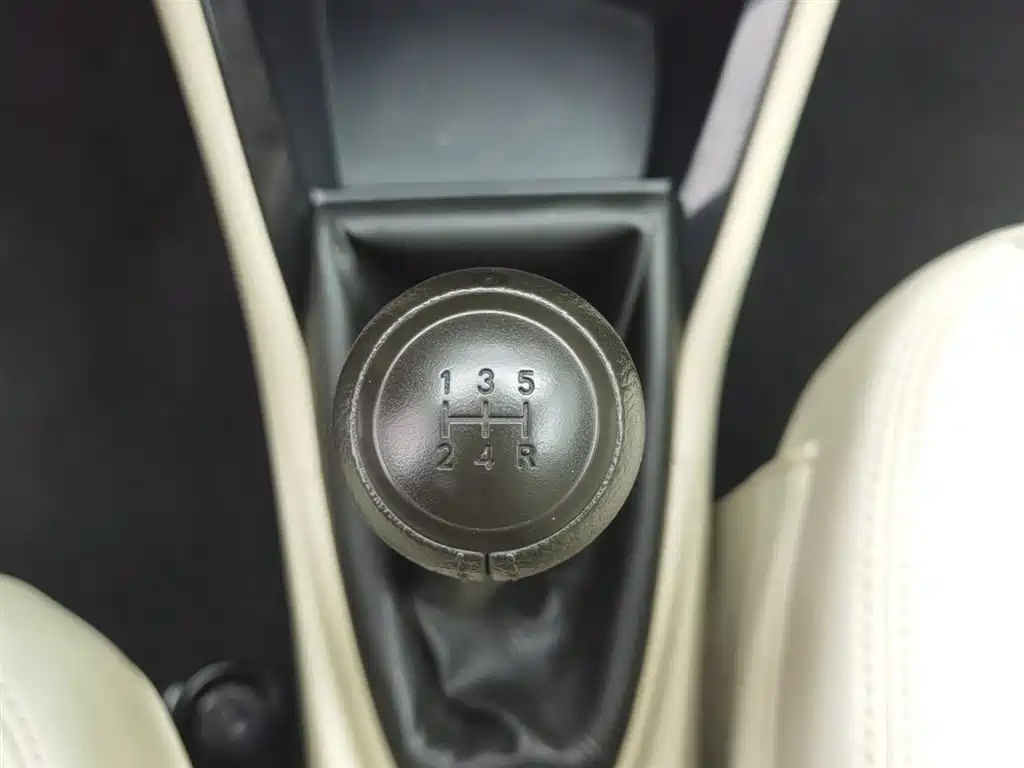 Toyota Vios 2016 — фото 13
