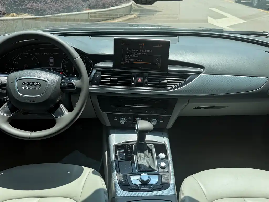 Audi A6L 2014