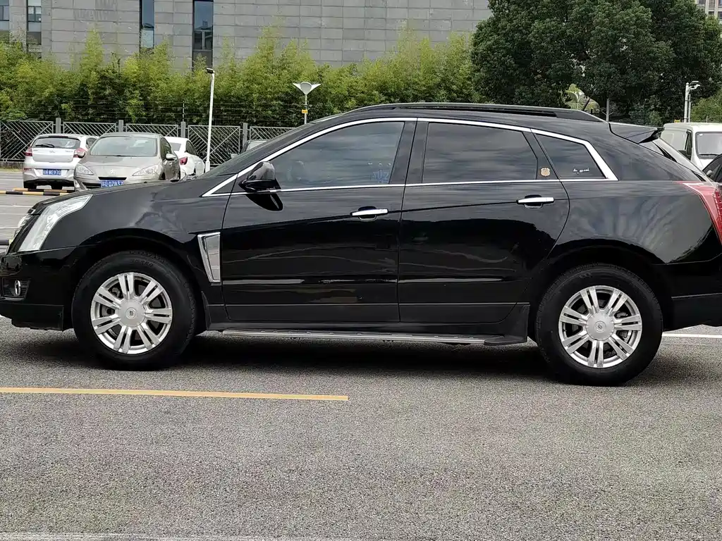 Cadillac SRX 2014 — фото 6