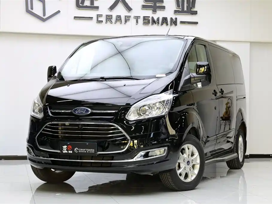 Ford Tourneo 2021 — фото 2