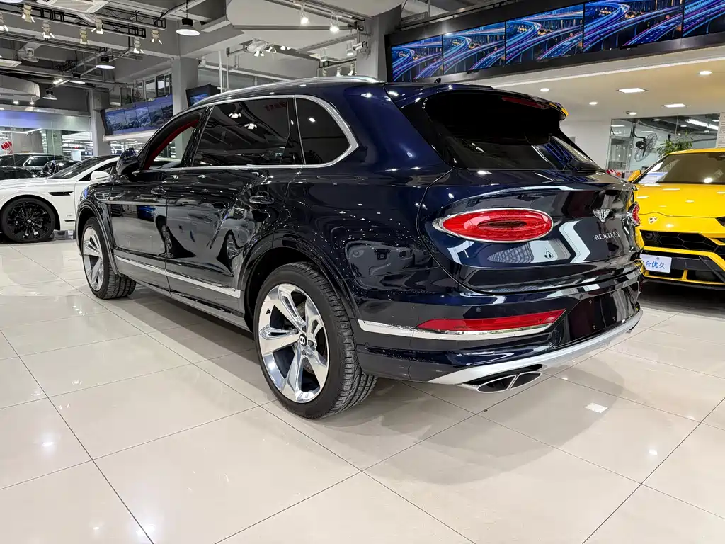 Bentley Bentayga 2023