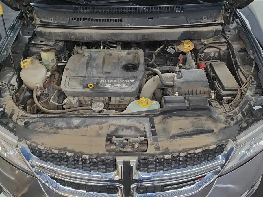 Dodge Journey 2015 — фото 10