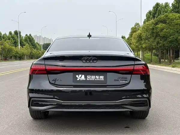 Audi A7L 2025