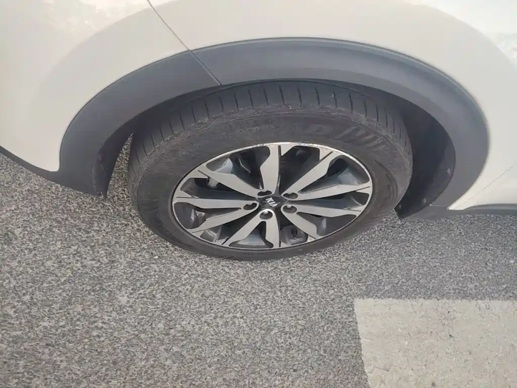 Kia KX5 2016 — фото 25