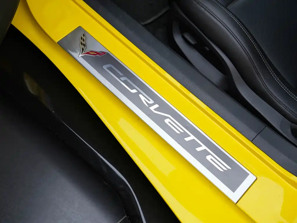 Chevrolet Corvette 2017 — фото 15