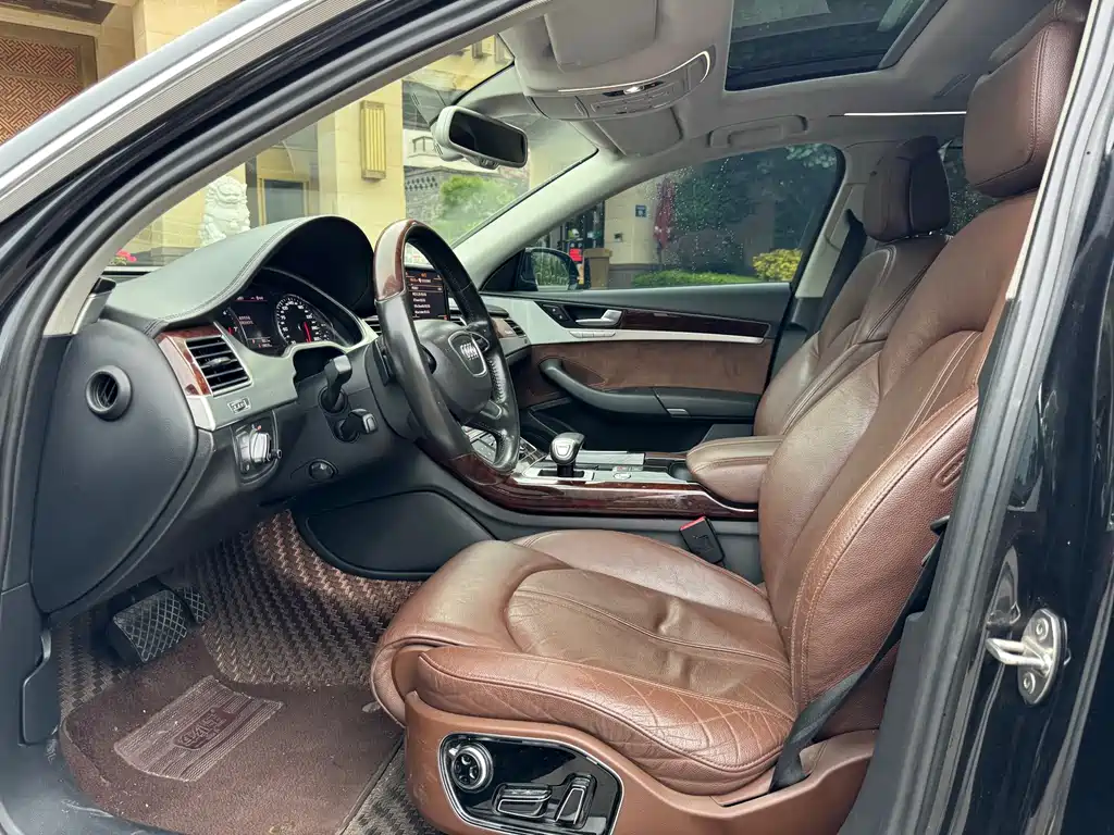 Audi A8 2014